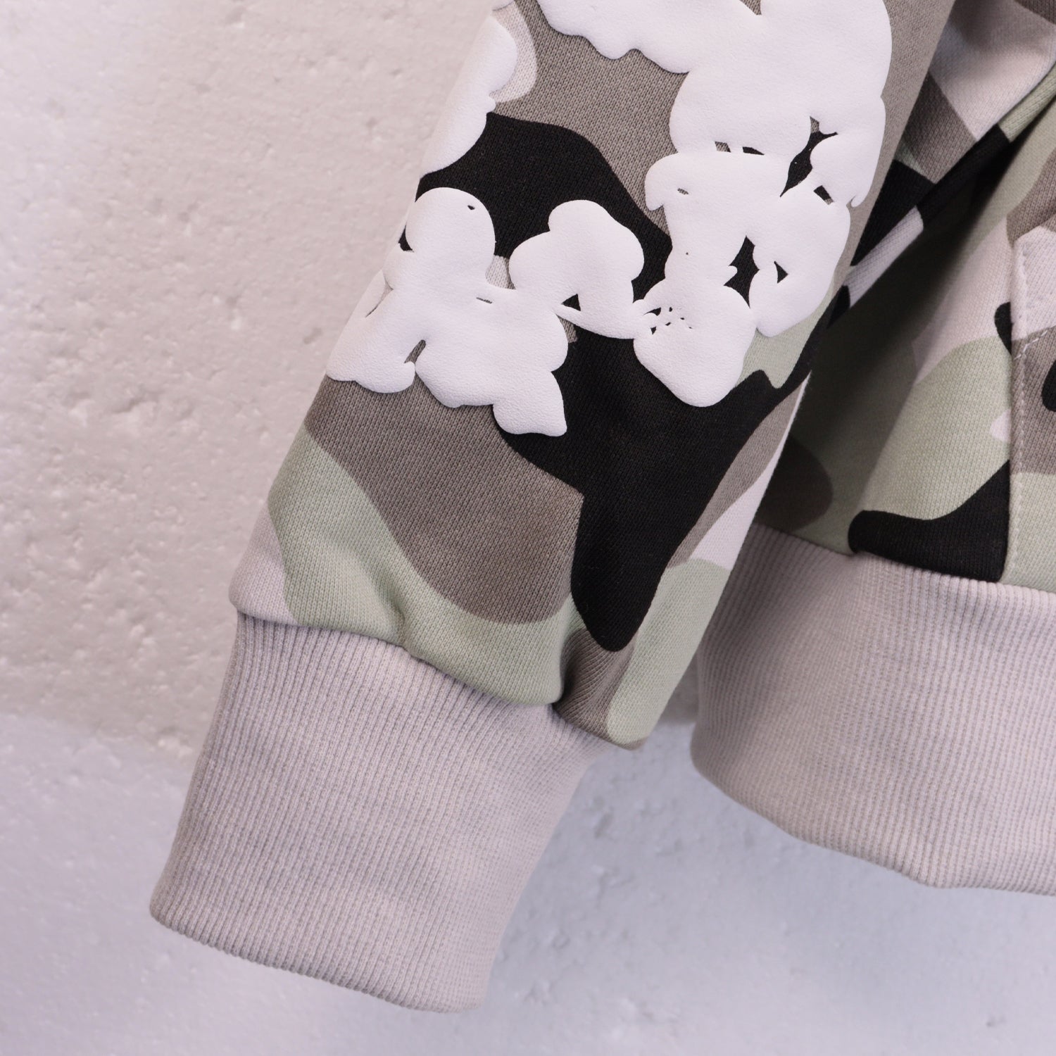 DENIM TEARS  Hoodie 6026